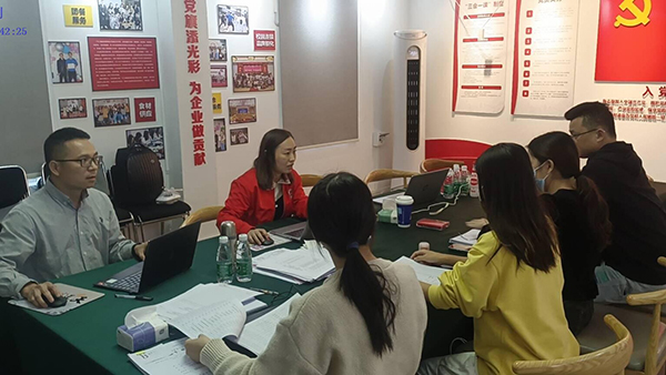 強化專精特新企業培育